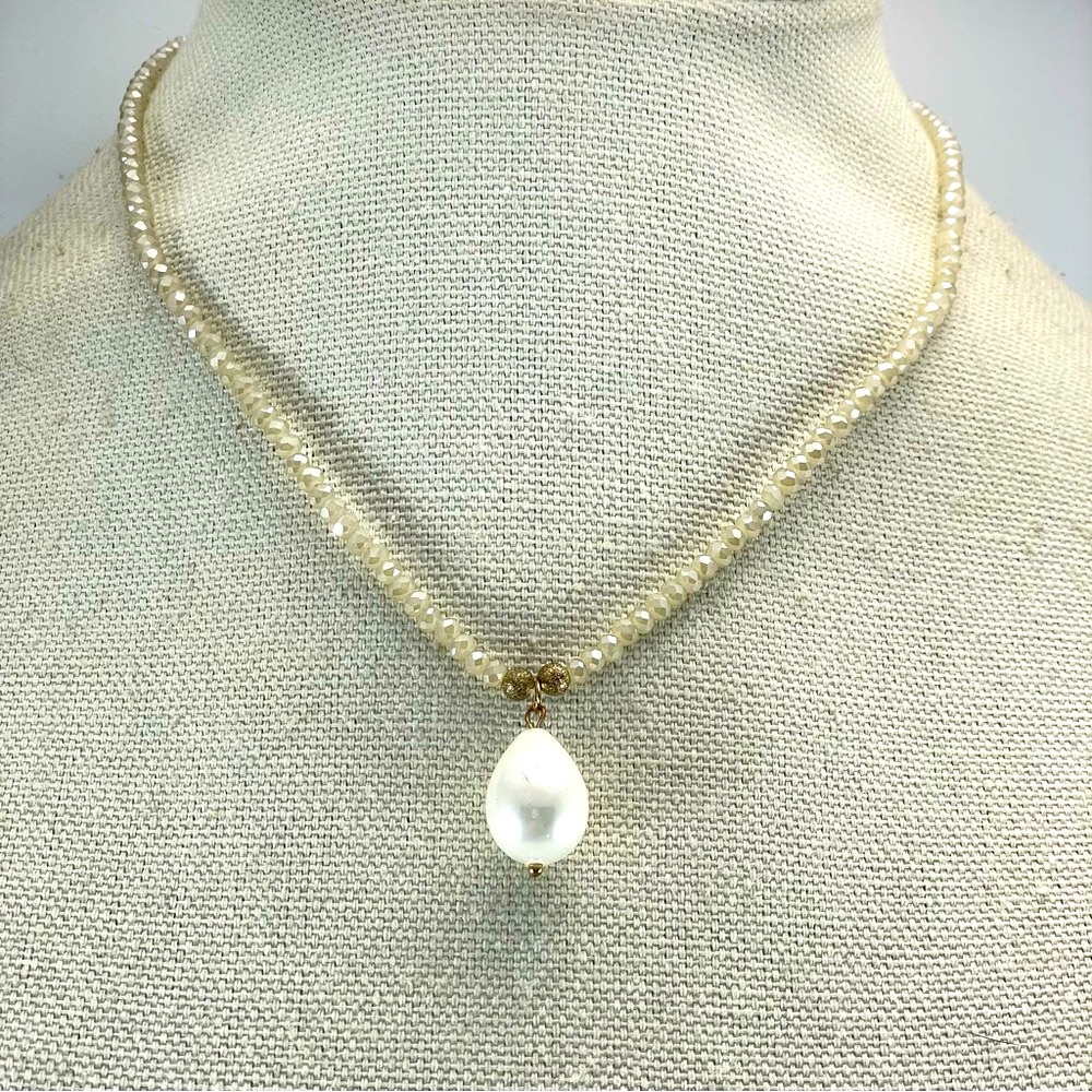 White Rondelle Mini Glass Beaded Faux Tear Drop Pearl Pendant Necklace Bridal